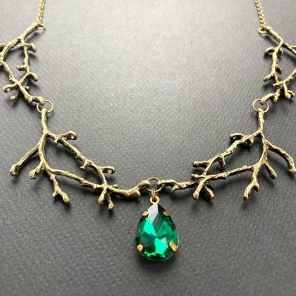 Enchanted forest necklace with a gr..