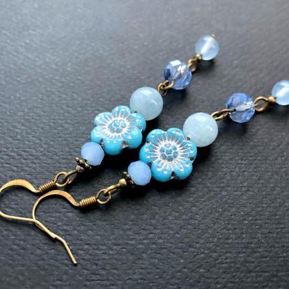Long flower earrings with glass and..
