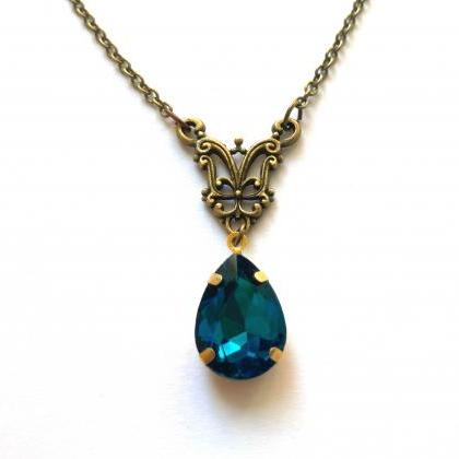 Art Nouveau Necklace With A Blue Or Pink Glass..