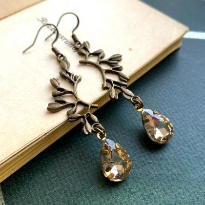 Gorgeous Mistletoe Earrings With Glass Pendants,..