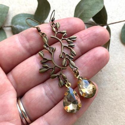 Gorgeous Mistletoe Earrings With Glass Pendants,..