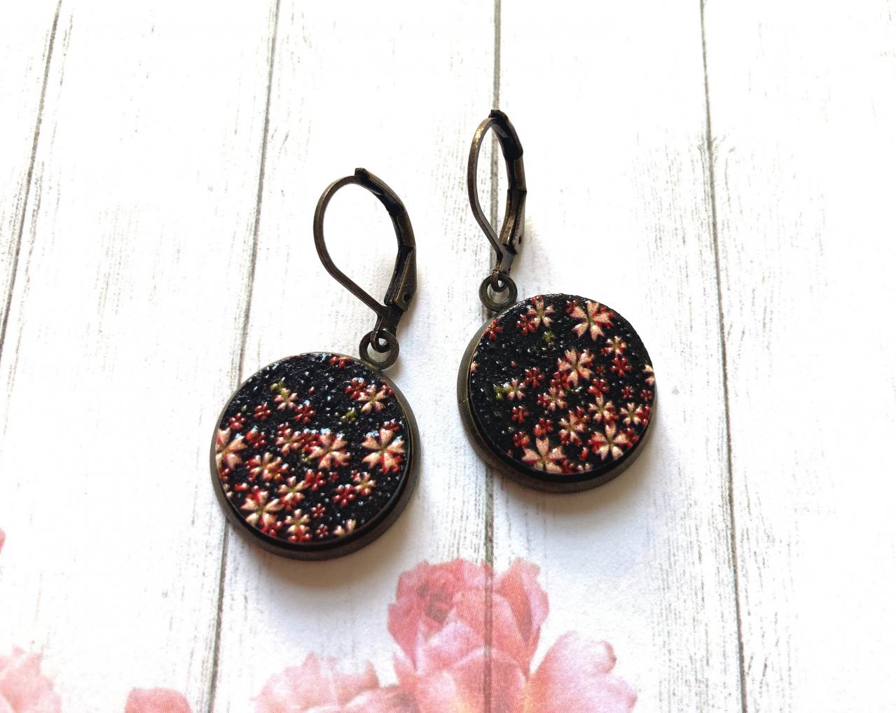 Gorgeous Brass Earrings With Black Flower Pendants, Embossed Wood And Brass, Selma Dreams