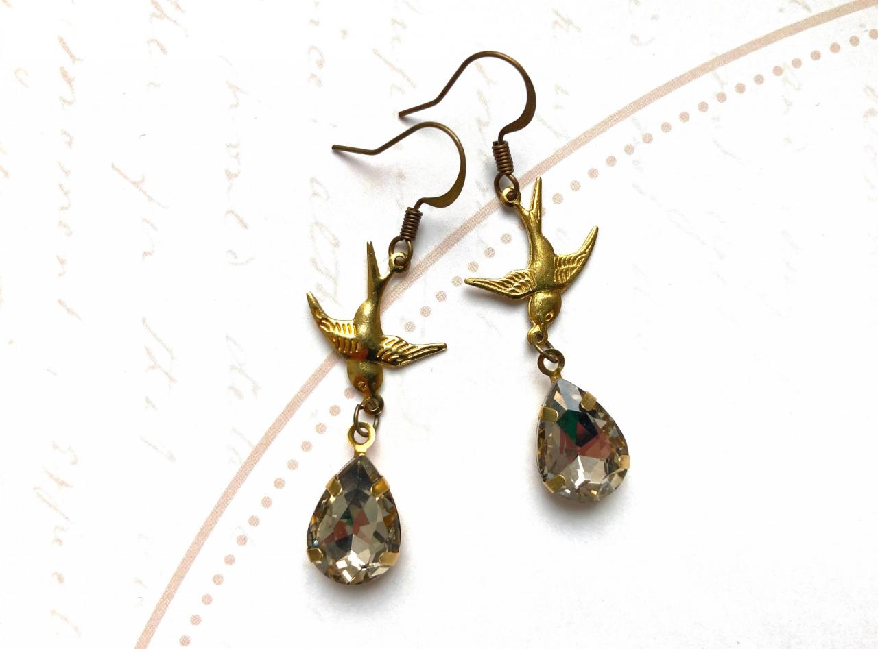 Gorgeous Sparrow Earrings With Jewels, Selma Dreams