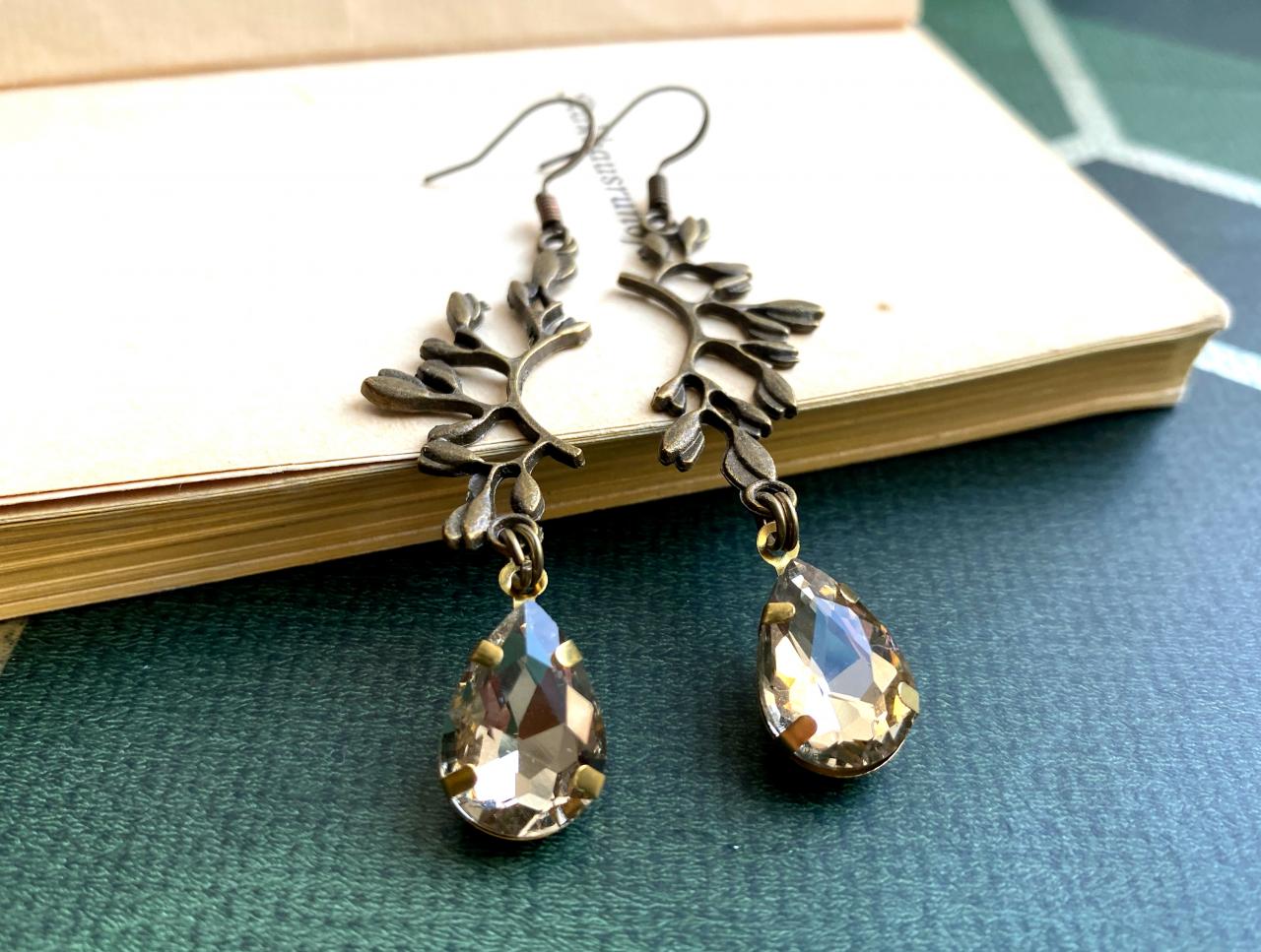 Gorgeous Mistletoe Earrings With Glass Pendants, Selma Dreams