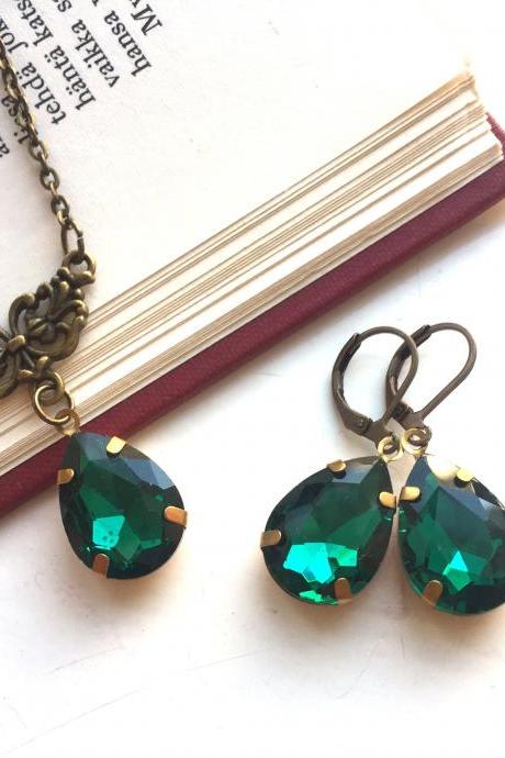 Vintage Inspired Emerald Green Jewel Necklace And Earrings Set, Selma Dreams