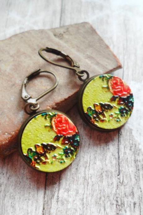  Beautiful brass earrings with romantic wooden lovebird pendants, Selma Dreams
