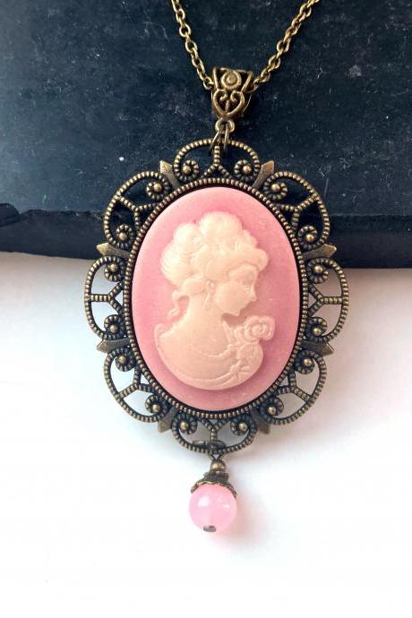 Cameo necklace with a large pink pendant, Selma Dreams