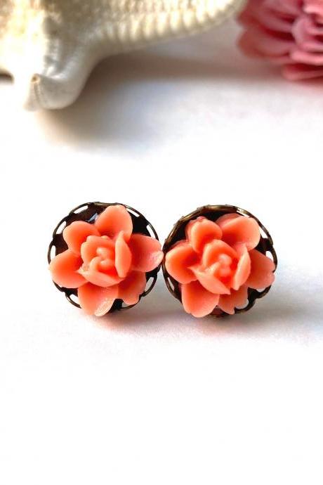 Sweet orange flower stud earrings, Selma Dreams