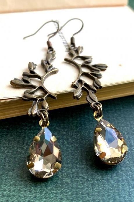 Gorgeous Mistletoe Earrings With Glass Pendants, Selma Dreams