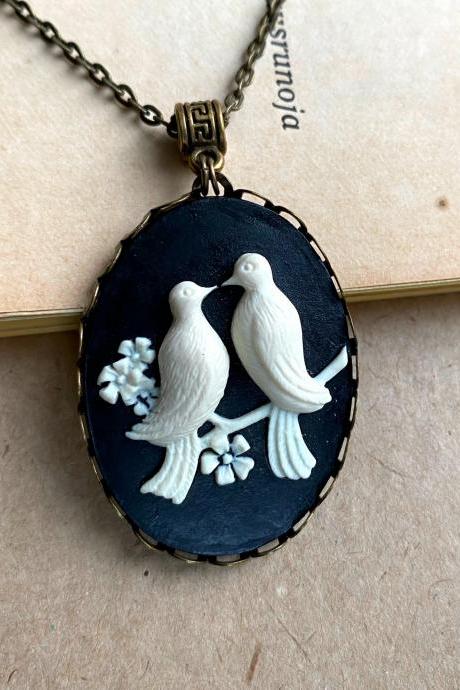 Lovebirds Cameo Necklace