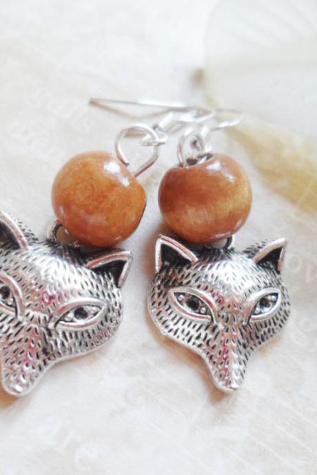 Silver fox earrings with brown wood beads, whimsical jewelry, Selma Dreams Scandinavian style jewellery gifts for her, ready gift wrapped